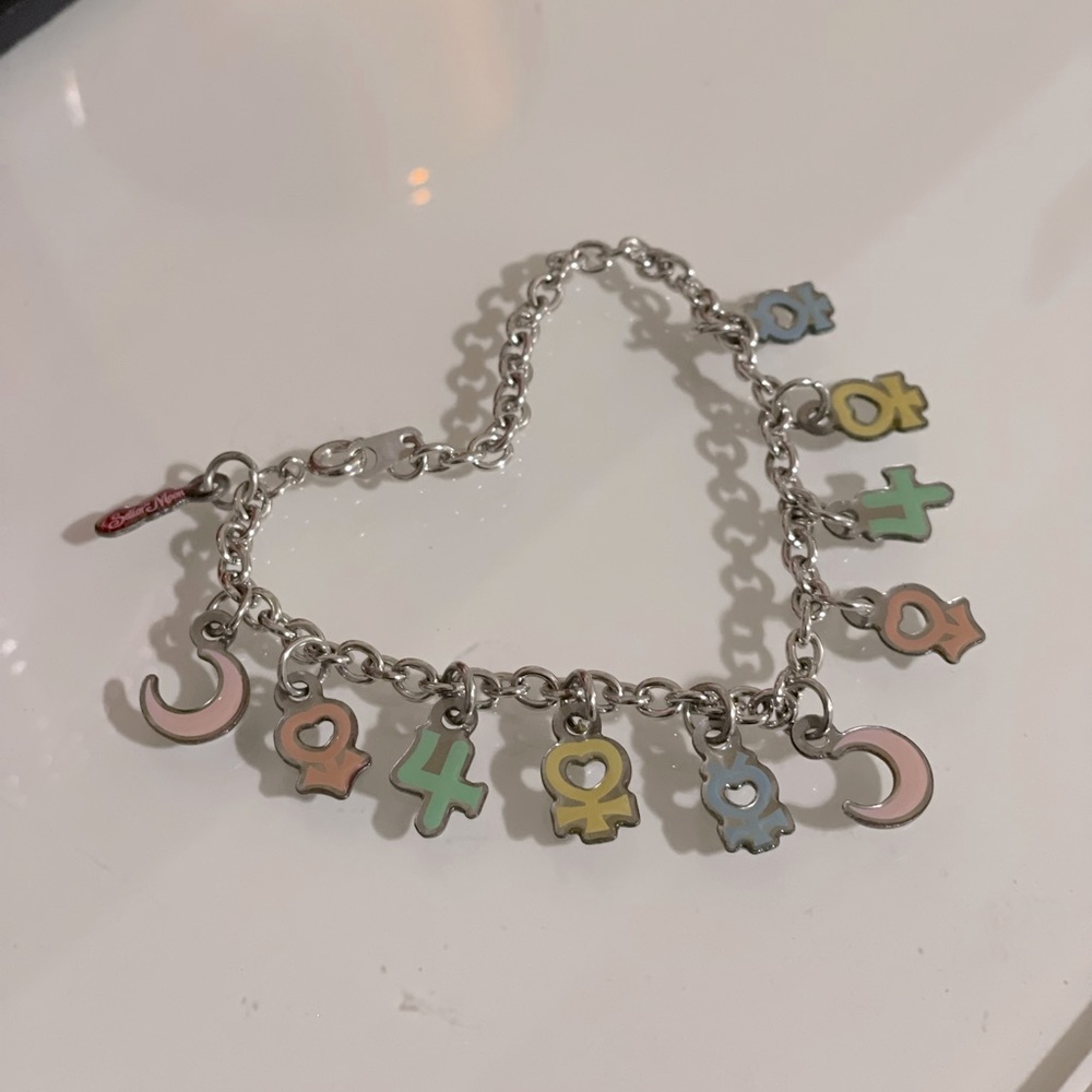 Sailor Moon 🌙💕 Charm Bracelet & Keychain - Picture 2 of 5